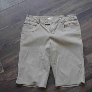 Tailored Ladies Ricki's Shorts